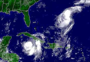 Σε κατάσταση επιφυλακής τέθηκαν πολλές περιοχές της Κούβας λόγω του τυφώνα Λίλι