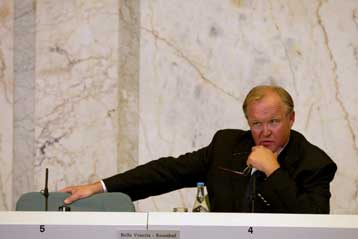 Πρόταση μομφής κατά του πρωθυπουργού της Σουηδίας