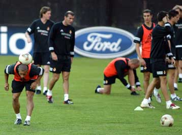 Ντελ Μπόσκε: «Δεν ήρθαμε για ριλάξ στην Αθήνα»