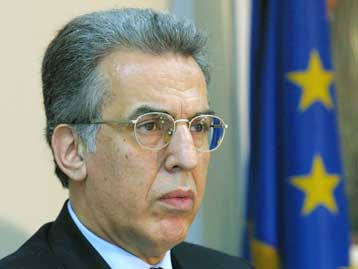 Ο Νικ.Διαμαντούρος επικρατέστερος για τη θέση του Ευρωπαίου Συνήγορου του Πολίτη