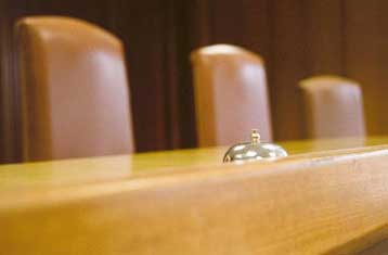 Ενώπιον ακροατηρίου το αίτημα των ΕΛΤΑ για κατάσχεση της περιουσίας των μελών της 17Ν