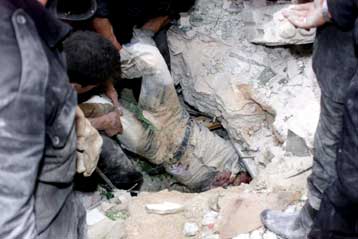 Τουλάχιστον 31 νεκροί από κατάρρευση κατοικιών στη Συρία