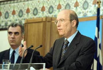 Οι προτάσεις Ρέππα για την απασχόληση συζητώνται στο Υπουργικό Συμβούλιο