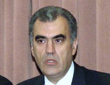 Πάνω από 80.000 θέσεις εργασίας έως το τέλος του 2003, δηλώνει ο Δημήτρης Ρέππας