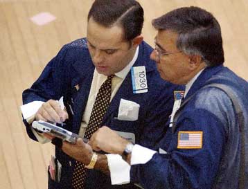 Μειωμένοι Nasdaq και Dow Jones στο κλείσιμο της Πέμπτης