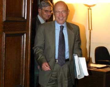 Απονεμήθηκαν την Πέμπτη τα λογοτεχνικά βραβεία του περιοδικού «Διαβάζω»