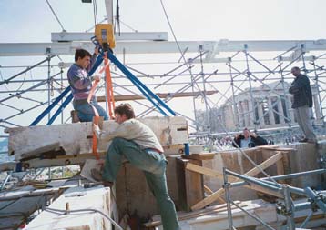 Αρχισαν οι εργασίες της συνάντησης για την αποκατάσταση των μνημείων της Ακροπόλης