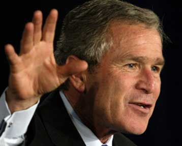 Ο πόλεμος ίσως είναι αναπόφευκτος, τονίζει ο Μπους σε νέο διάγγελμά του