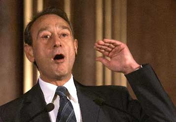 Αγνωστος τραυμάτισε με μαχαίρι το δήμαρχο του Παρισιού Μπερτράν Ντελανοέ