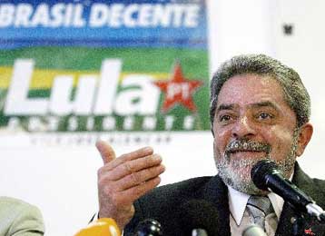 Στις κάλπες προσέρχονται την Κυριακή οι ψηφοφόροι της Βραζιλίας