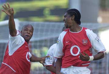 Για 30η συνεχή φορά ήττητη η Αρσεναλ, 1-0 για τη Λίβερπουλ