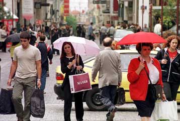 Αύξηση 7,1% σημείωσαν οι λιανικές πωλήσεις τον Ιούλιο