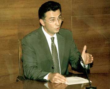 Σκληρή απάντηση Ρουσόπουλου στις βολές του Κ.Σημίτη για τους εκλογικούς καταλόγους