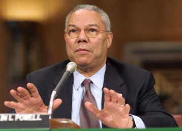 Ο Αραφάτ θα πρέπει να εκχωρήσει την εξουσία σε νέους ηγέτες, δήλωσε ο Πάουελ