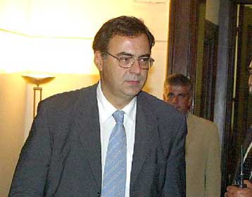 Το τρίτο νομοσχέδιο της φορολογικής μεταρρύθμισης παρουσιάζει ο Ν.Χριστοδουλάκης