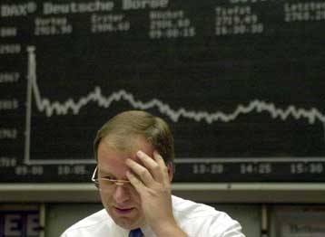 Υποχωρούν τα ευρωπαϊκά χρηματιστήρια την Τετάρτη  – Σε χαμηλό 19ετίας ο Nikkei