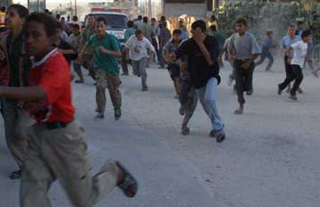 Δύο Παλαιστίνιοι έφηβοι νεκροί από ισραηλινά πυρά στη Γάζα