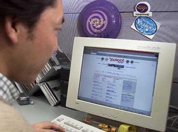 Ξεπέρασαν τις προβλέψεις τα κέρδη της Yahoo! το τρίτο τρίμηνο