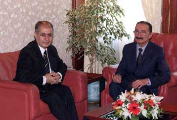 Μήνυμα για τις εκλογές η έκθεση της Κομισιόν για την Τουρκία υποστηρίζει ο Ετζεβίτ