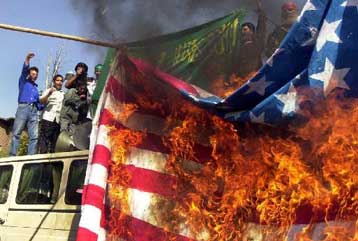 Δυναμική διαδήλωση κατά Μπους – Σαρόν την Παρασκευή στην Τεχεράνη