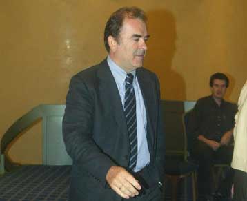 Αιφνιδιαστική επίσκεψη Μπατατούδη στην προπόνηση του ΠΑΟΚ