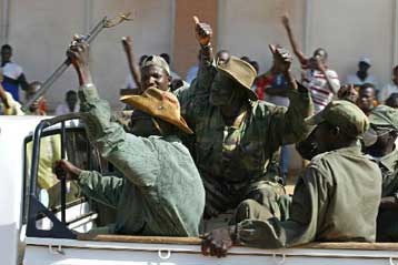 Οι αντάρτες κατέλαβαν στρατηγικής σημασίας πόλη στην Ακτή του Ελεφαντοστού