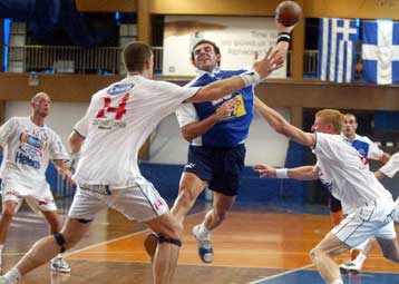 Στα δύσκολα του Champions League χάντμπολ o Πανελλήνιος