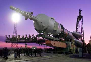 Ένας νεκρός και οκτώ τραυματίες από έκρηξη κατά την απογείωση ρωσικού πυραύλου