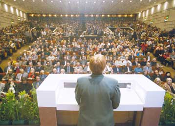 Διαψεύδει το ΚΚΕ τα περί συνεργασίας με τη ΝΔ στο δεύτερο γύρο των δημοτικών εκλογών