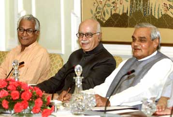 Σταδιακή απόσυρση των στρατευμάτων της από τη μεθόριο ανακοίνωσε η Ινδία