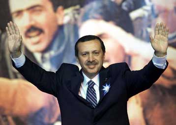 Παραιτήθηκε ο Τούρκος ισλαμιστής ηγέτης Ερντογάν από ιδρυτικό μέλος του κόμματος του