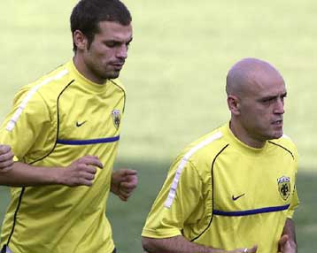 Τα διλήμματα του Ντούσκο εν όψει Ρεάλ και η 20μελής αποστολή της ΑΕΚ