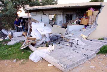 Μπαράζ βομβιστικών επιθέσεων στην Κορσική εν όψει της άφιξης του Γάλλου ΥΠΕΣ