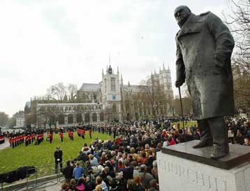Τσόρτσιλ, Λένον και πριγκίπισσα Νταϊάνα στη λίστα των δέκα δημοφιλέστερων Βρετανών