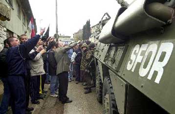 Για παράνομες εξαγωγές όπλων κατηγορείται σερβοβοσνιακή εταιρεία