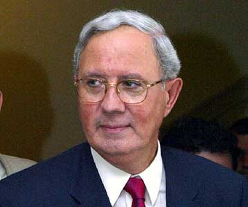 Ανήσυχη η ΤτΕ για την ανταγωνιστικότητα, όχι όμως και για τα καταναλωτικά δάνεια