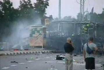 Τη μορφή των αντιποίνων για τη νέα πολύνεκρη επίθεση αυτοκτονίας εξετάζει το Ισραήλ