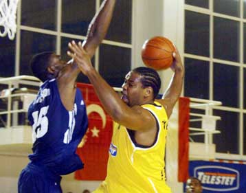 Εντός έδρας ήττες για Μαρούσι και Πανιώνιο, αήττητο το Περιστέρι, νίκη για Αρη