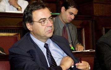 Ανάπτυξη 3,6% φέτος και 4% το 2003 προβλέπει ο ΟΟΣΑ για την ελληνική οικονομία