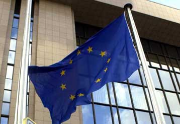 Η χρηματοδότηση της διεύρυνσης «βαριά σκιά» της Συνόδου Κορυφής της ΕΕ