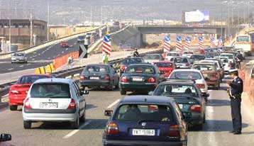Έκτακτα μέτρα της Τροχαίας για το τριήμερο της 28ης Οκτωβρίου