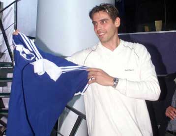 «Φλερτάρει» με την εθνική Ελλάδας ο βολεϊμπολίστας Κράβαρικ