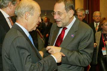 Αισιόδοξος για άρση του αδιεξόδου στο θέμα του ευρωστρατού εμφανίστηκε ο Σολάνα