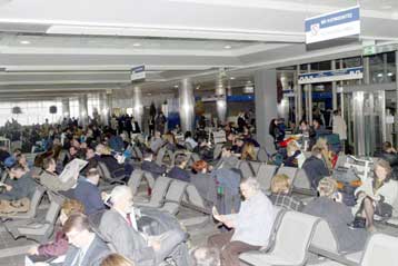 Έως 600 ευρώ δικαιούνται οι επιβάτες σε περίπτωση ακύρωσης ή καθυστέρησης της πτήσης