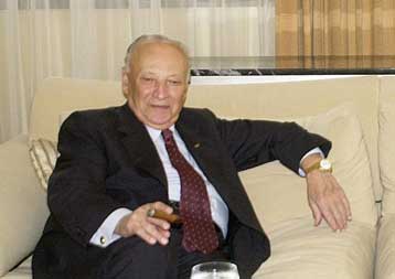 Ίσης αξίας για την Κύπρο τόσο η ένταξη στην ΕΕ όσο και η ορθή πολιτική λύση
