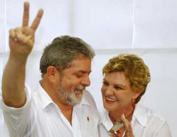 Μεγάλο προβάδισμα στον Λουίς Ινάσιο Λούλα δίνουν τα exit polls στη Βραζιλία