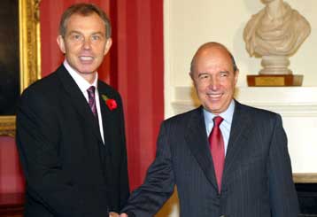 Θέμα επιστροφής των Μαρμάρων του Παρθενώνα έθεσε ο Κ.Σημίτης στον Βρετανό πρωθυπουργό