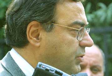 Μείωση ανεργίας και πληθωρισμού στο επίκεντρο της οικονομικής πολιτικής το 2003