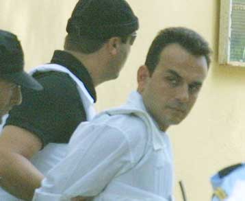 Αναιρούν τις προανακριτικές καταθέσεις τους οι Καρατσώλης, Κωστάρης και Π.Σερίφης