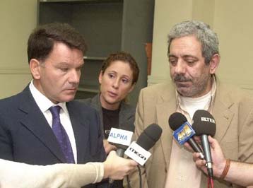 Προφυλακιστέος ο αστυνομικός που σκότωσε κακοποιό την περασμένη Πέμπτη στη Γλυφάδα